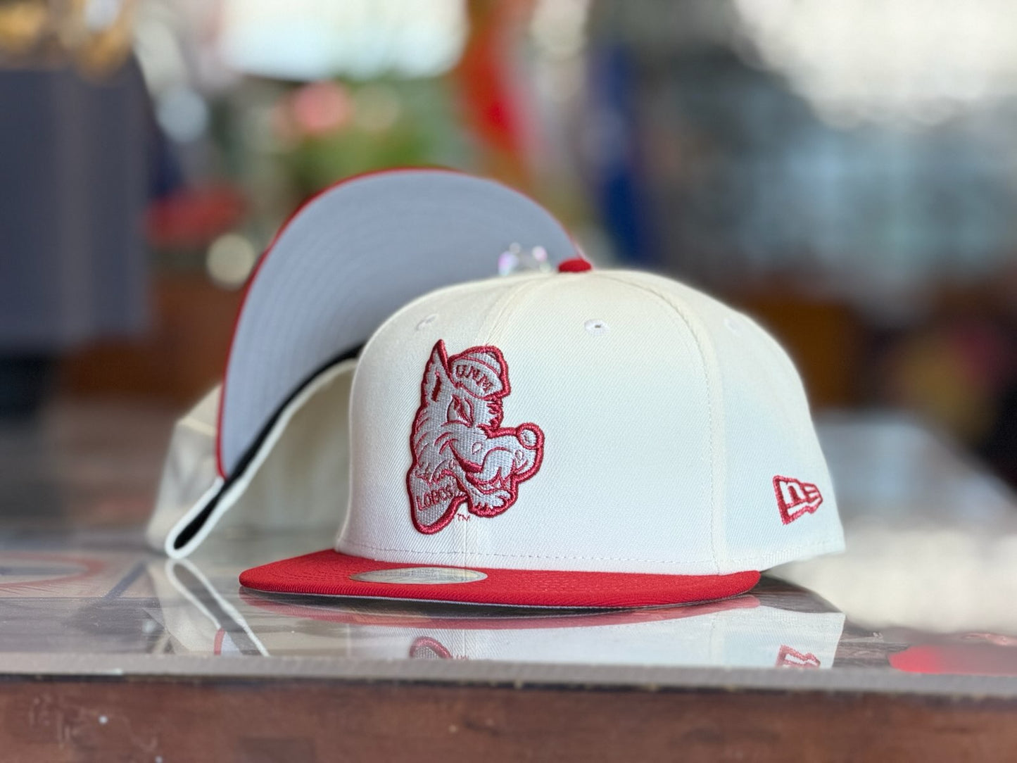 UNM Lobos New Era 5950 Chrome White Cherry Bill and Lobo Louie