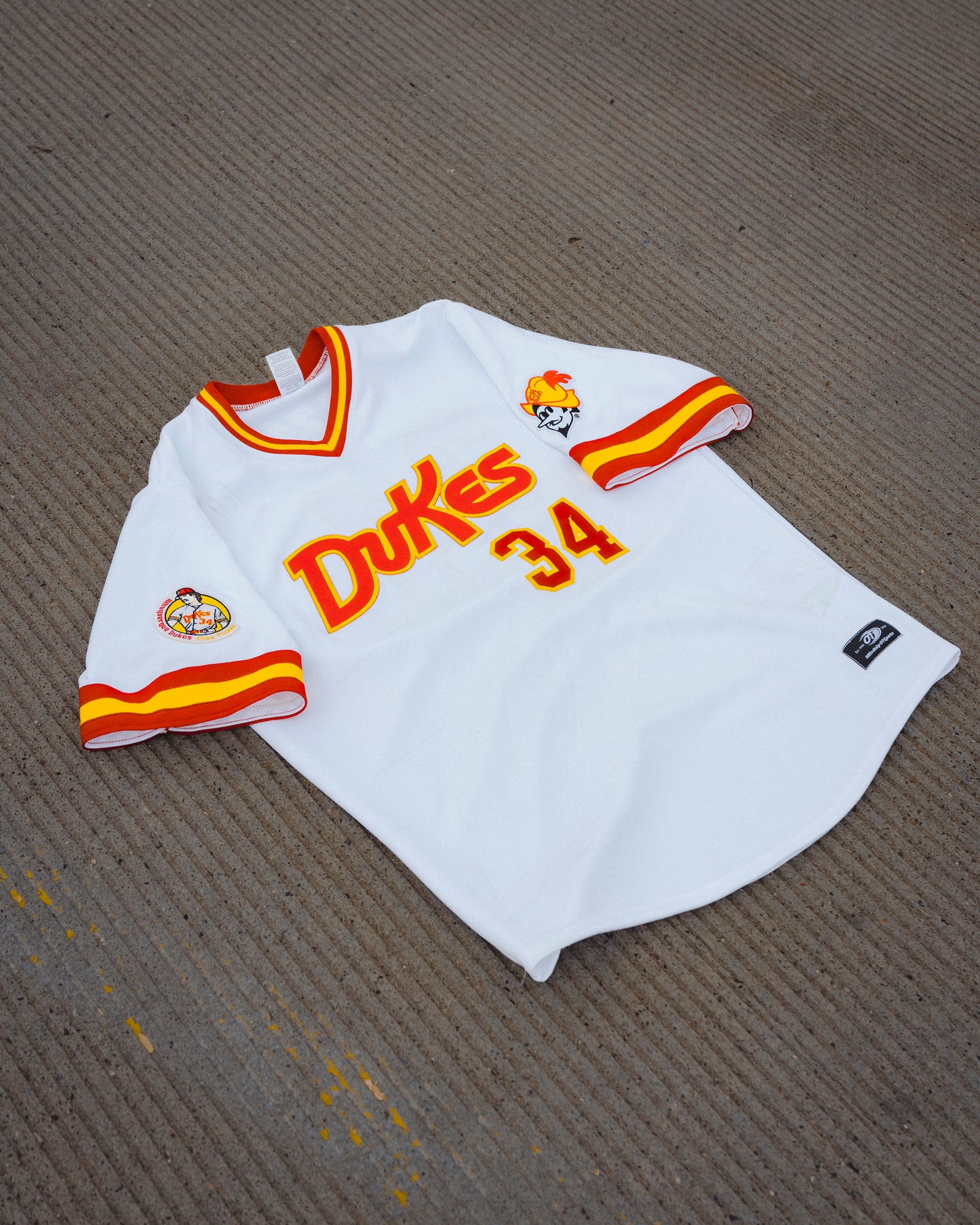 Albuquerque Dukes Limited Mike Piazza White V-Neck Jersey Large